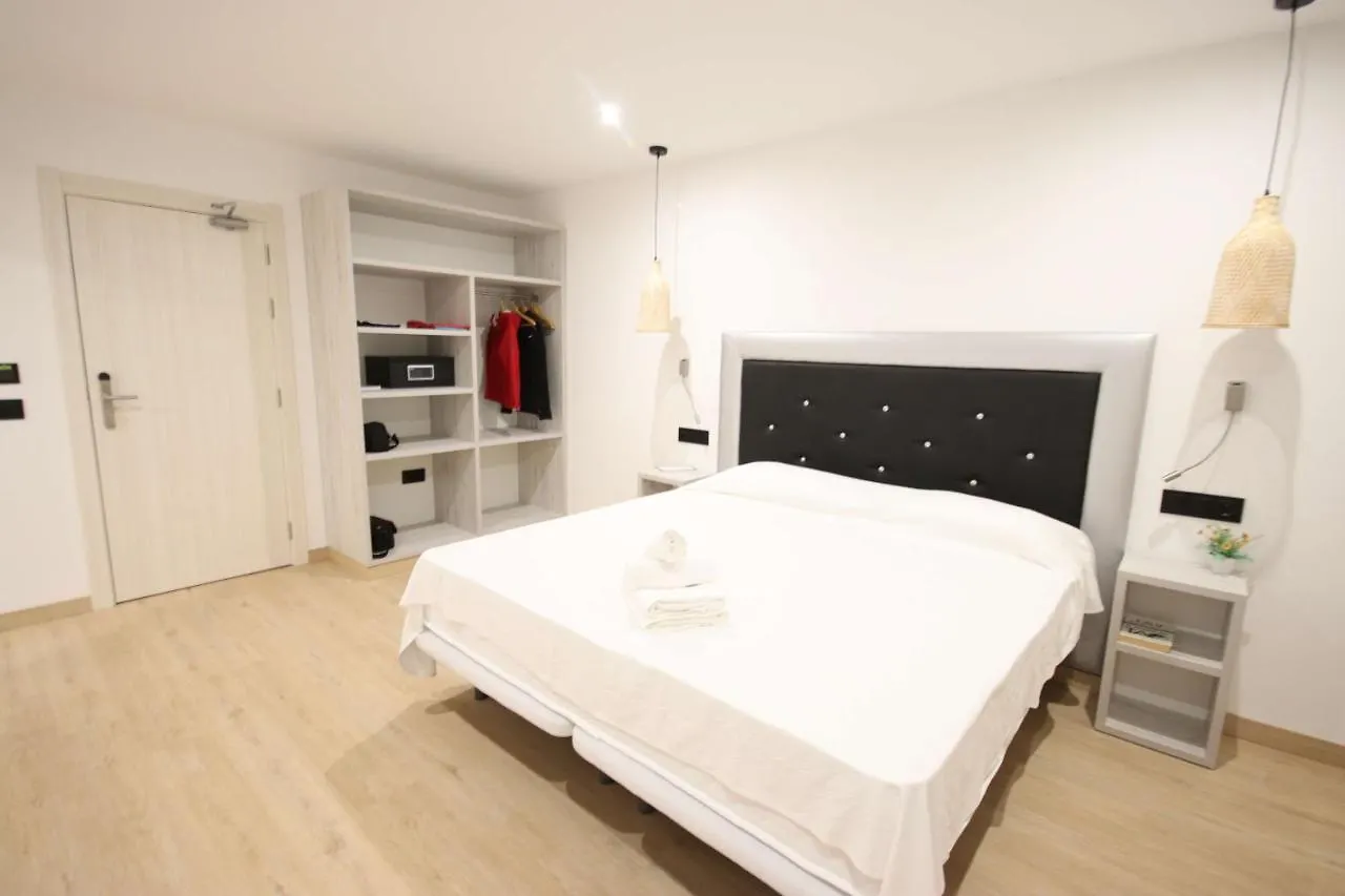 Hotel Costa Brava Roses 3*,